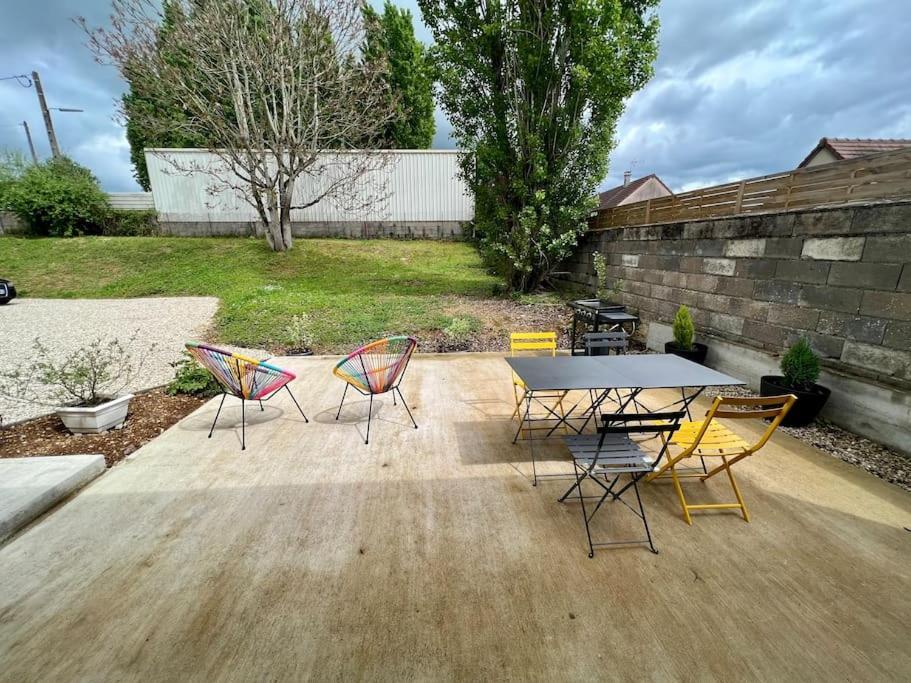 Logement De Plain-Pied Avec Jardin, Terrasse Gurgy 외부 사진