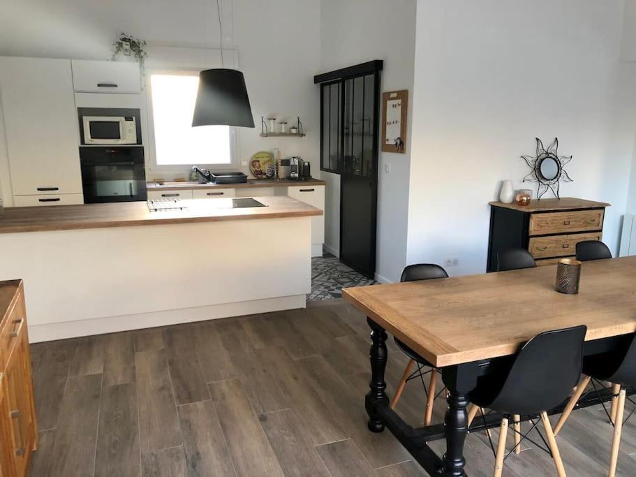 Logement De Plain-Pied Avec Jardin, Terrasse Gurgy 외부 사진
